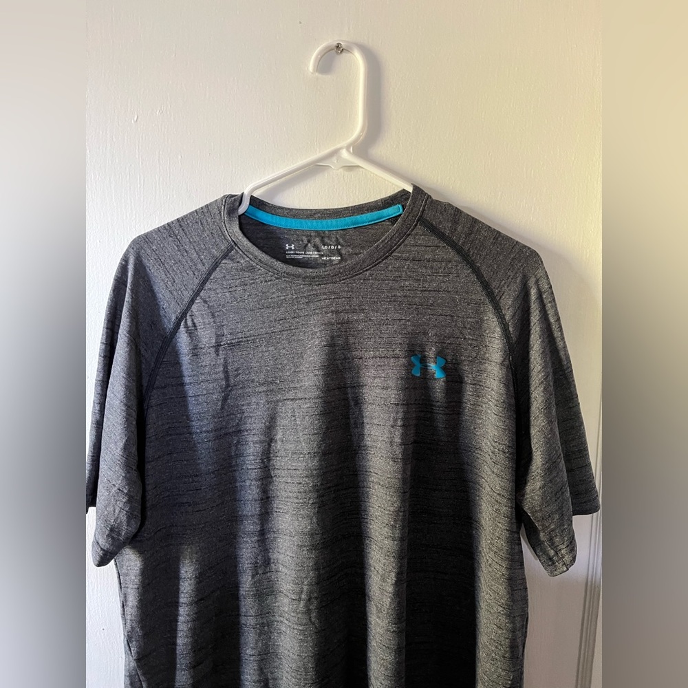 UA tee
